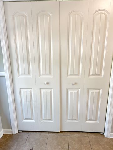 2280 McCormick Ln Apt B, Clarksville, TN 37040