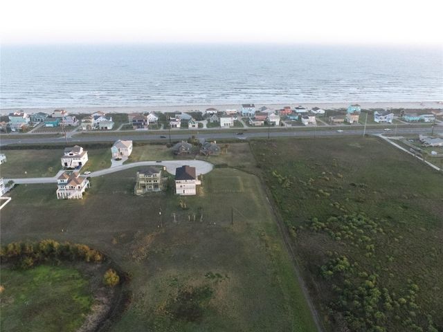 21334 Scissor Tail Lane, Galveston, TX 77554