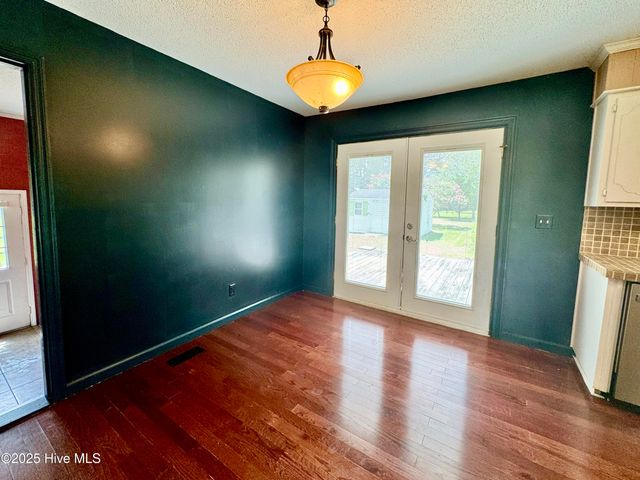 414 Wheat Street, Kinston, NC 28504