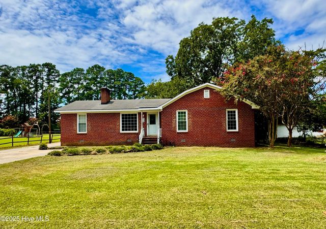 414 Wheat Street, Kinston, NC 28504