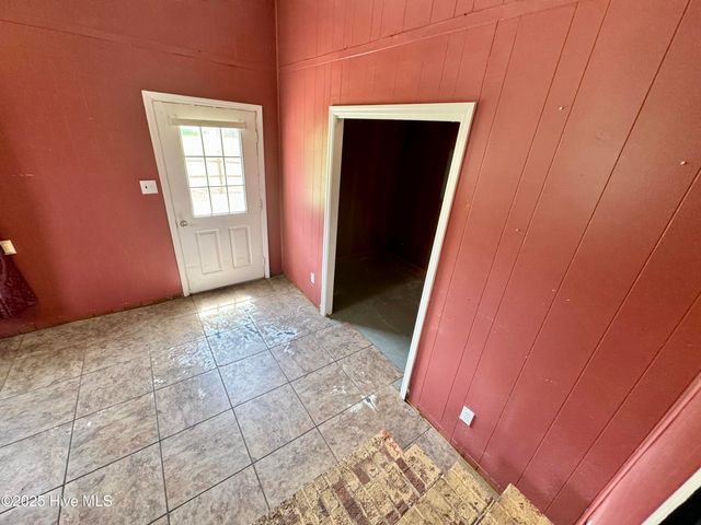 414 Wheat Street, Kinston, NC 28504