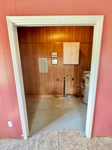 414 Wheat Street, Kinston, NC 28504