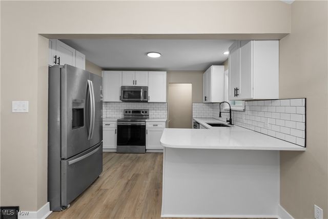 1930 48th Street NW, Canton, OH 44709