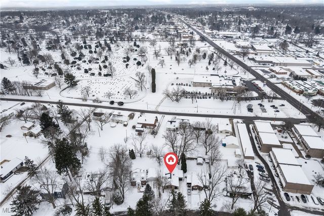 1930 48th Street NW, Canton, OH 44709