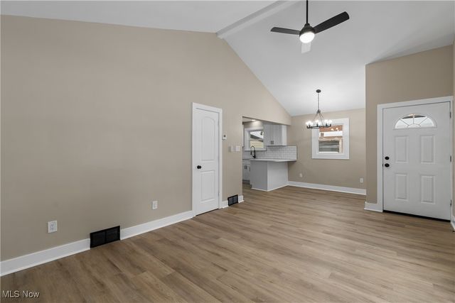 1930 48th Street NW, Canton, OH 44709