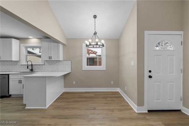 1930 48th Street NW, Canton, OH 44709