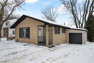 1930 48th Street NW, Canton, OH 44709