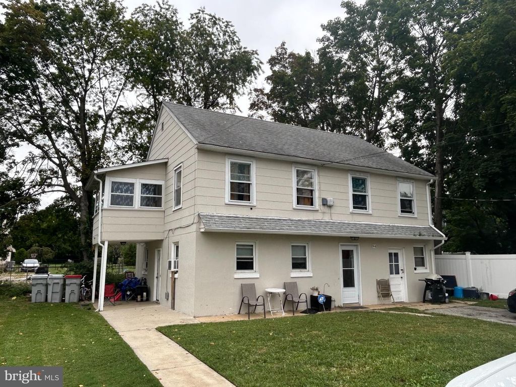 916 E CHESTNUT AVE, VINELAND, NJ 08360 — photo 2