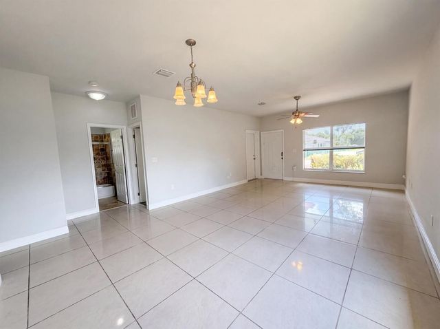 453 N Deerfield Avenue, Deerfield Beach, FL 33441