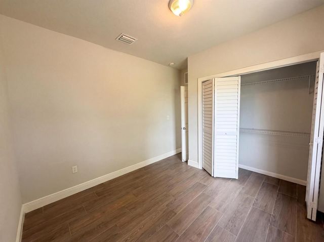 453 N Deerfield Avenue, Deerfield Beach, FL 33441
