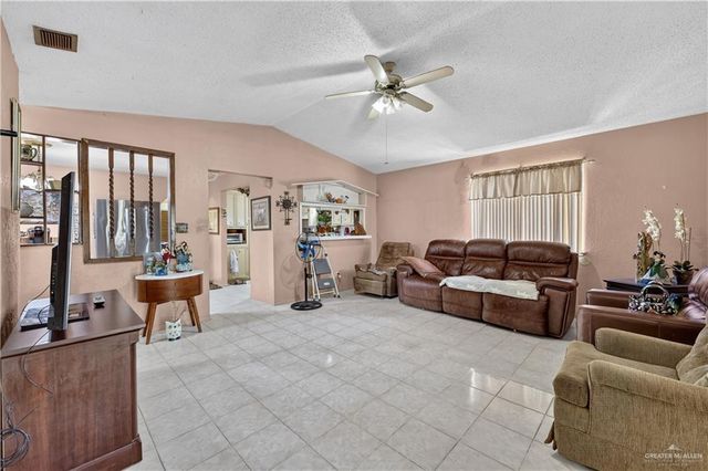 710 N Padre Avenue, Weslaco, TX 78596