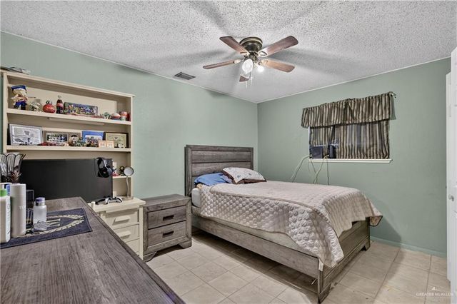 710 N Padre Avenue, Weslaco, TX 78596