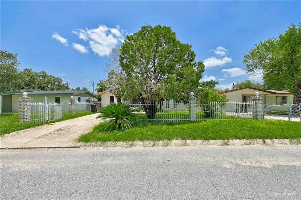 710 N Padre Avenue, Weslaco, TX 78596