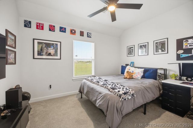 6806 E 136th Street N, Collinsville, OK 74021