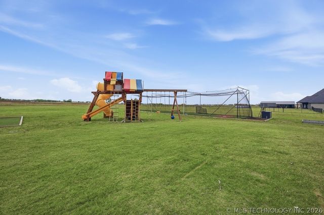 6806 E 136th Street N, Collinsville, OK 74021