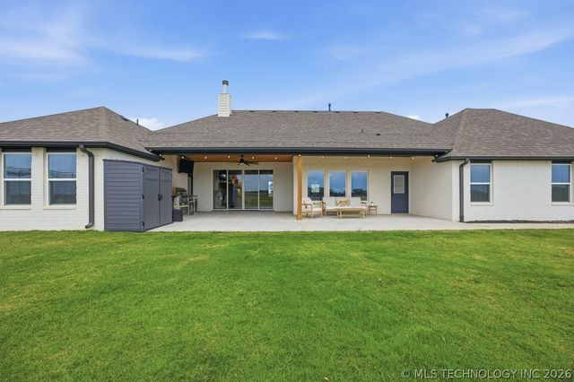 6806 E 136th Street N, Collinsville, OK 74021