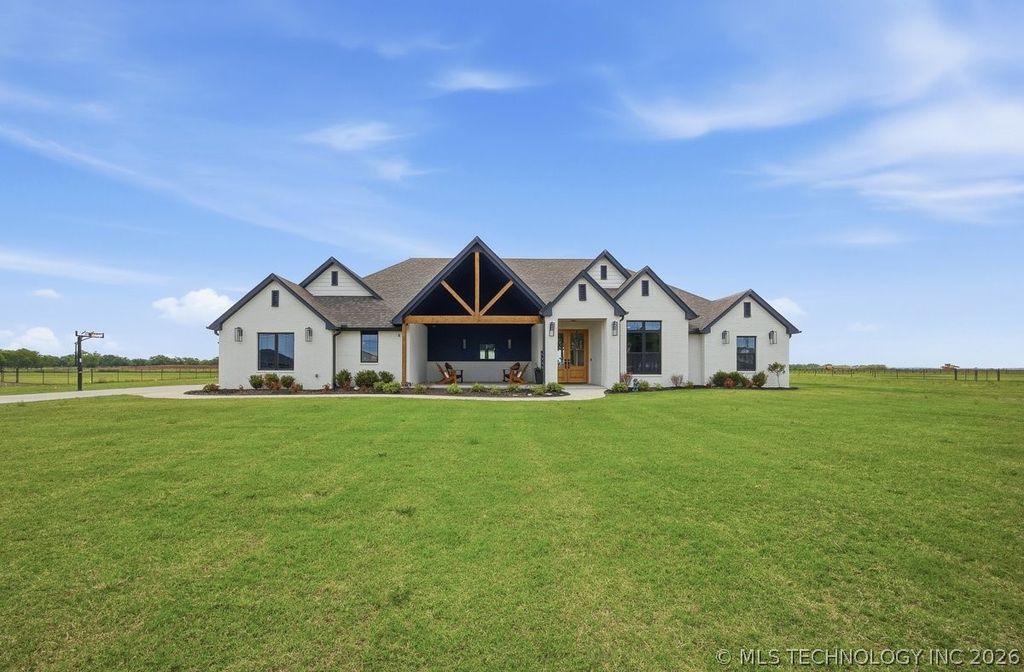6806 E 136th Street N, Collinsville, OK 74021