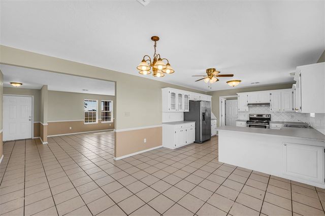 17988 State Highway 17, Fletcher, OK 73541