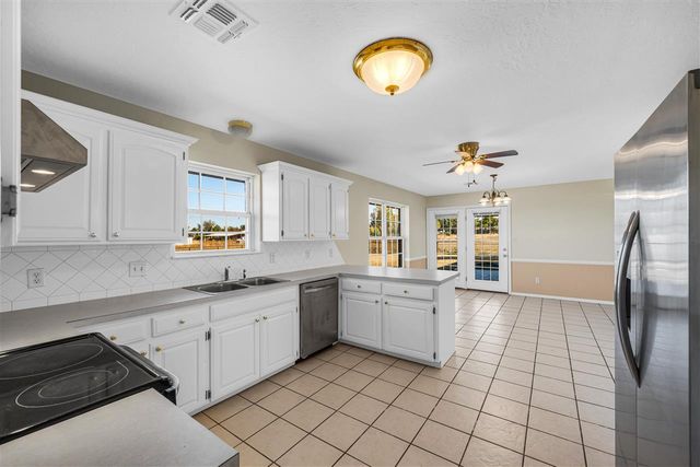 17988 State Highway 17, Fletcher, OK 73541