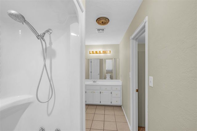 17988 State Highway 17, Fletcher, OK 73541