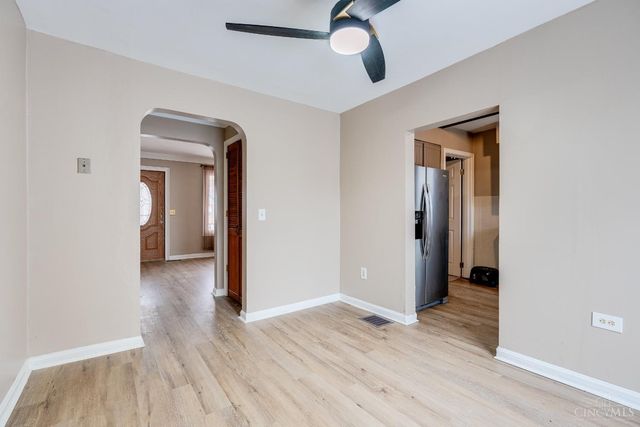 6931 Gloria Drive, North College Hill, OH 45239