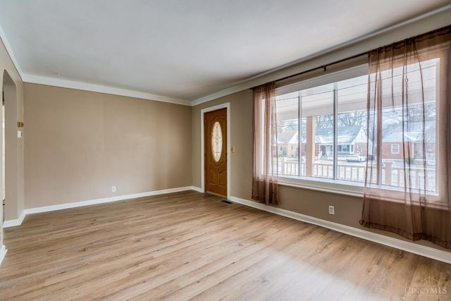 6931 Gloria Drive, North College Hill, OH 45239