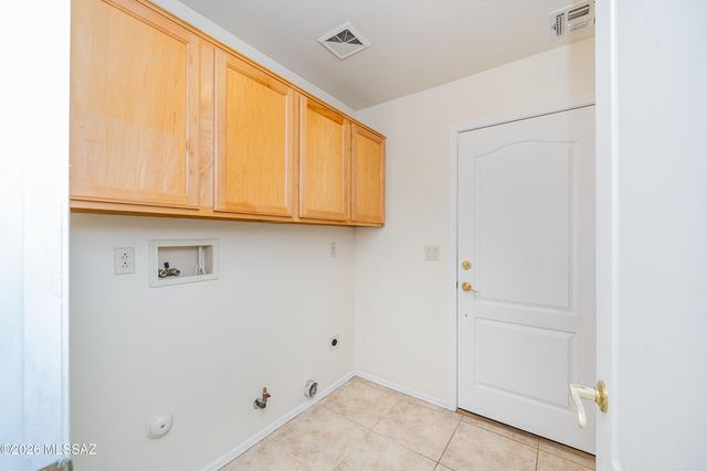 5708 N Cotton Place, Tucson, AZ 85745