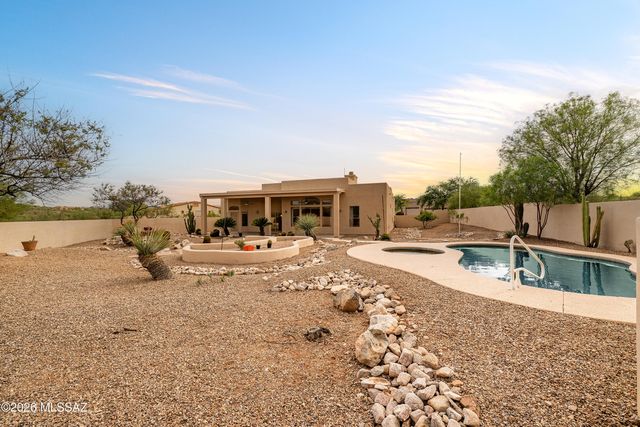 5708 N Cotton Place, Tucson, AZ 85745