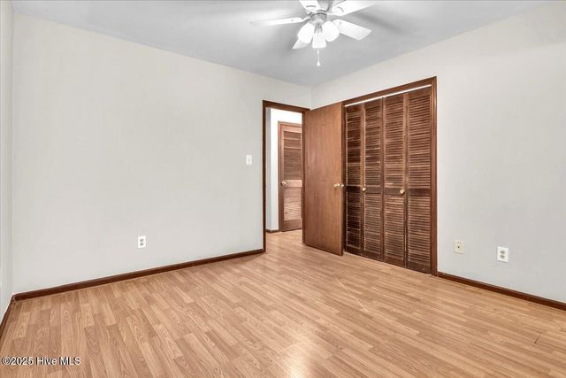 1034 Spring Villa Drive, Jacksonville, NC 28540