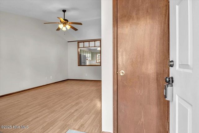 1034 Spring Villa Drive, Jacksonville, NC 28540