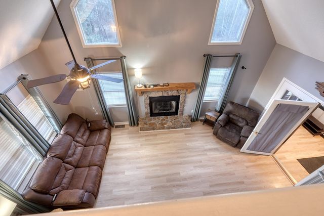 531 Wikle Road, Hayesville, NC 28904