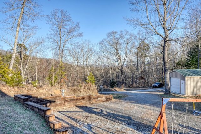 531 Wikle Road, Hayesville, NC 28904