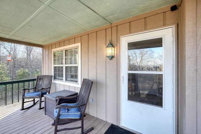 531 Wikle Road, Hayesville, NC 28904