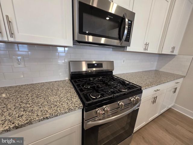 6511 PADDINGTON ST, Middle River, MD 21220