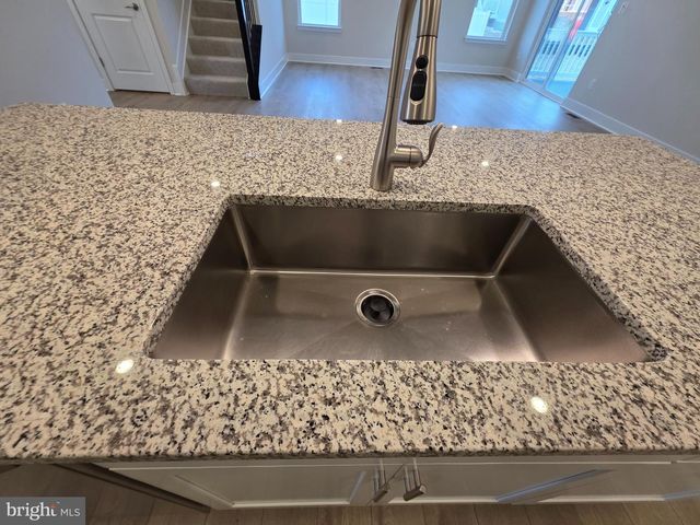 6511 PADDINGTON ST, Middle River, MD 21220