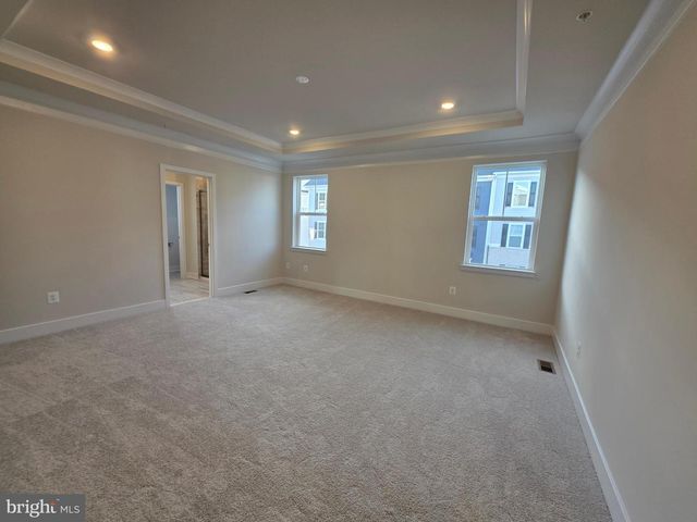 6511 PADDINGTON ST, Middle River, MD 21220