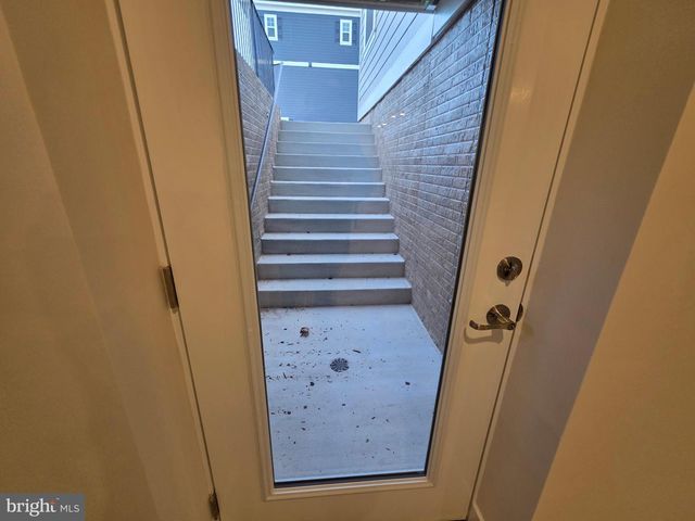 6511 PADDINGTON ST, Middle River, MD 21220