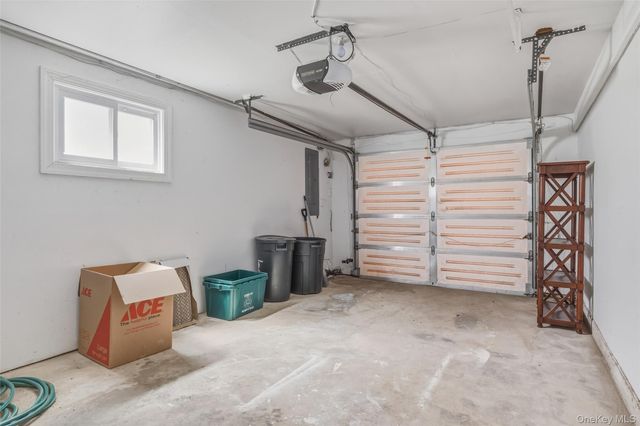 68 Madison Avenue, Island Park, NY 11558