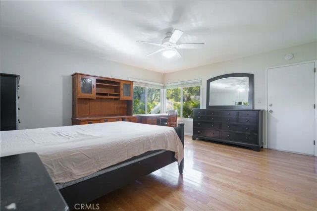 9356 Beckford, Northridge, CA 91324