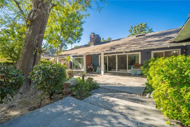 9356 Beckford, Northridge, CA 91324