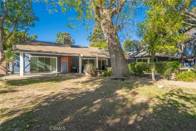 9356 Beckford, Northridge, CA 91324