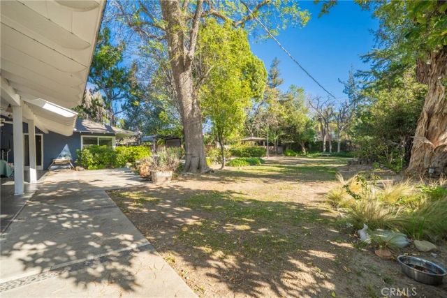 9356 Beckford, Northridge, CA 91324