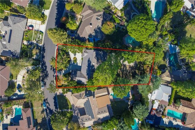 9356 Beckford, Northridge, CA 91324