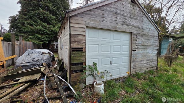 12632 Lincoln Avenue SW, Lakewood, WA 98449