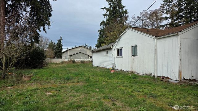12632 Lincoln Avenue SW, Lakewood, WA 98449