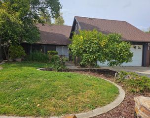 8210 Gandy Dancer Way, Sacramento, CA 95823