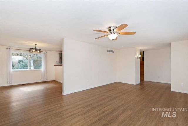 1909 E Mortimer, Boise, ID 83712