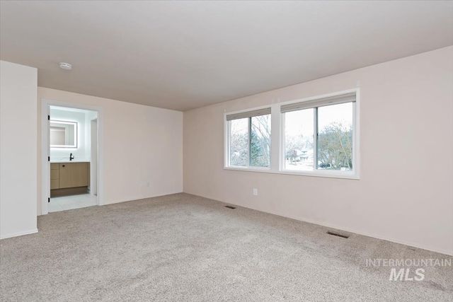 1909 E Mortimer, Boise, ID 83712