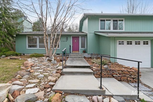 1909 E Mortimer, Boise, ID 83712