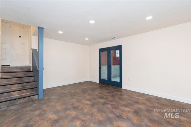 1909 E Mortimer, Boise, ID 83712